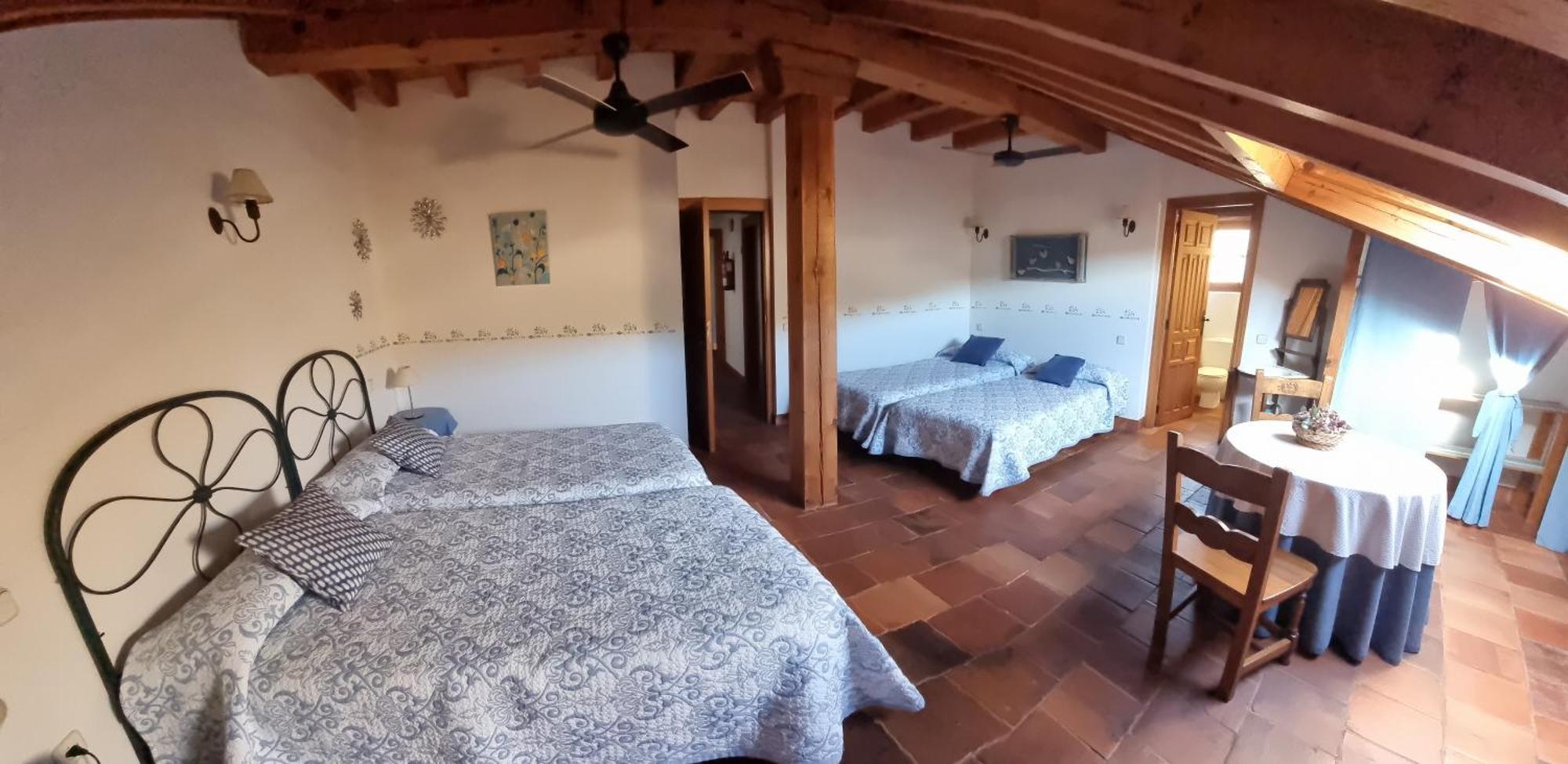 Hotel Rural El Adarve Ayllón Esterno foto