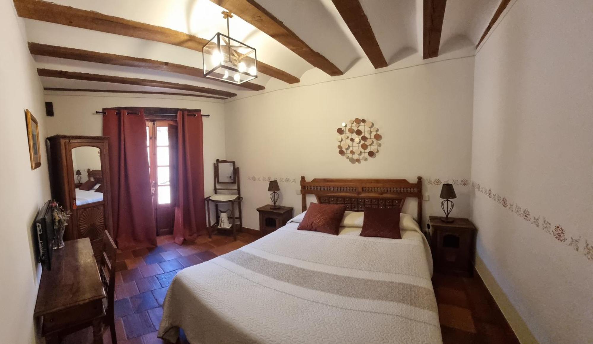 Hotel Rural El Adarve Ayllón Esterno foto